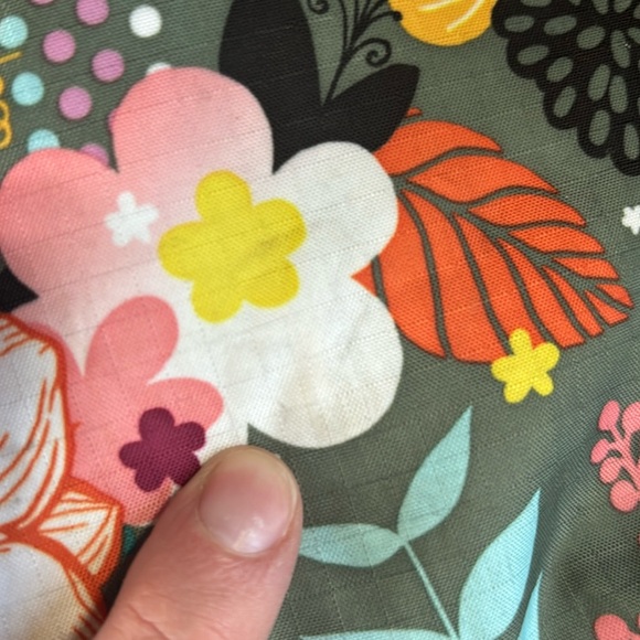 Vintage LeSportsac Duffle Bag - Picture 13 of 17